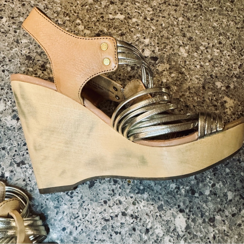 Steve Madden Wooden Wedges - Size 8 ⭐👠 - Picture 10 of 10